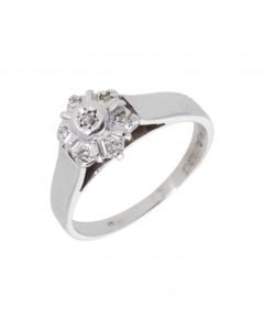 Pre-Owned 9ct White Gold Illusion Set Diamond Cluster Ring