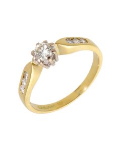 Pre-Owned 18ct Gold 0.33 Carat Diamond Solitaire & Shoulder Ring