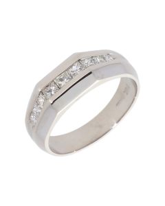 Pre-Owned 14ct White Gold Princess Cut Diamond Signet Band Ring