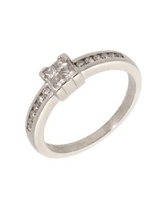 Pre-Owned 9ct White Gold 0.33 Carat Mixed Cut Diamond Dress Ring