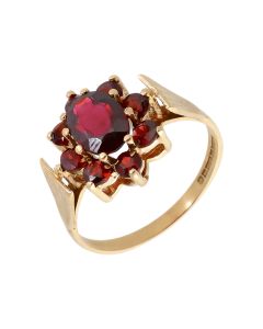 Pre-Owned 9ct Yellow Gold Garnet Cluster Ring