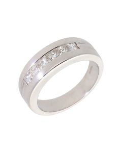 Pre-Owned 18ct White Gold Princess Cut Diamond Band Ring
