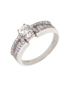 Pre-Owned 18ct Gold Mixed Cut Diamond Solitaire & Band Ring