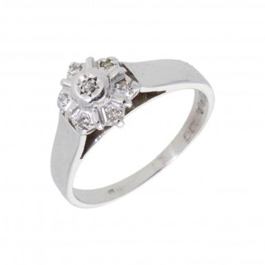 Pre-Owned 9ct White Gold Illusion Set Diamond Cluster Ring