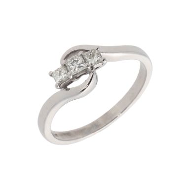 Pre-Owned 18ct Gold Princess Cut Diamond Trilogy Twist Ring