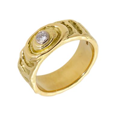 Pre-Owned 18ct Gold Diamond Solitaire Set Patterned Band Ring