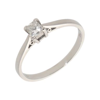 Pre-Owned 18ct White Gold Princess Cut Diamond Solitaire Ring